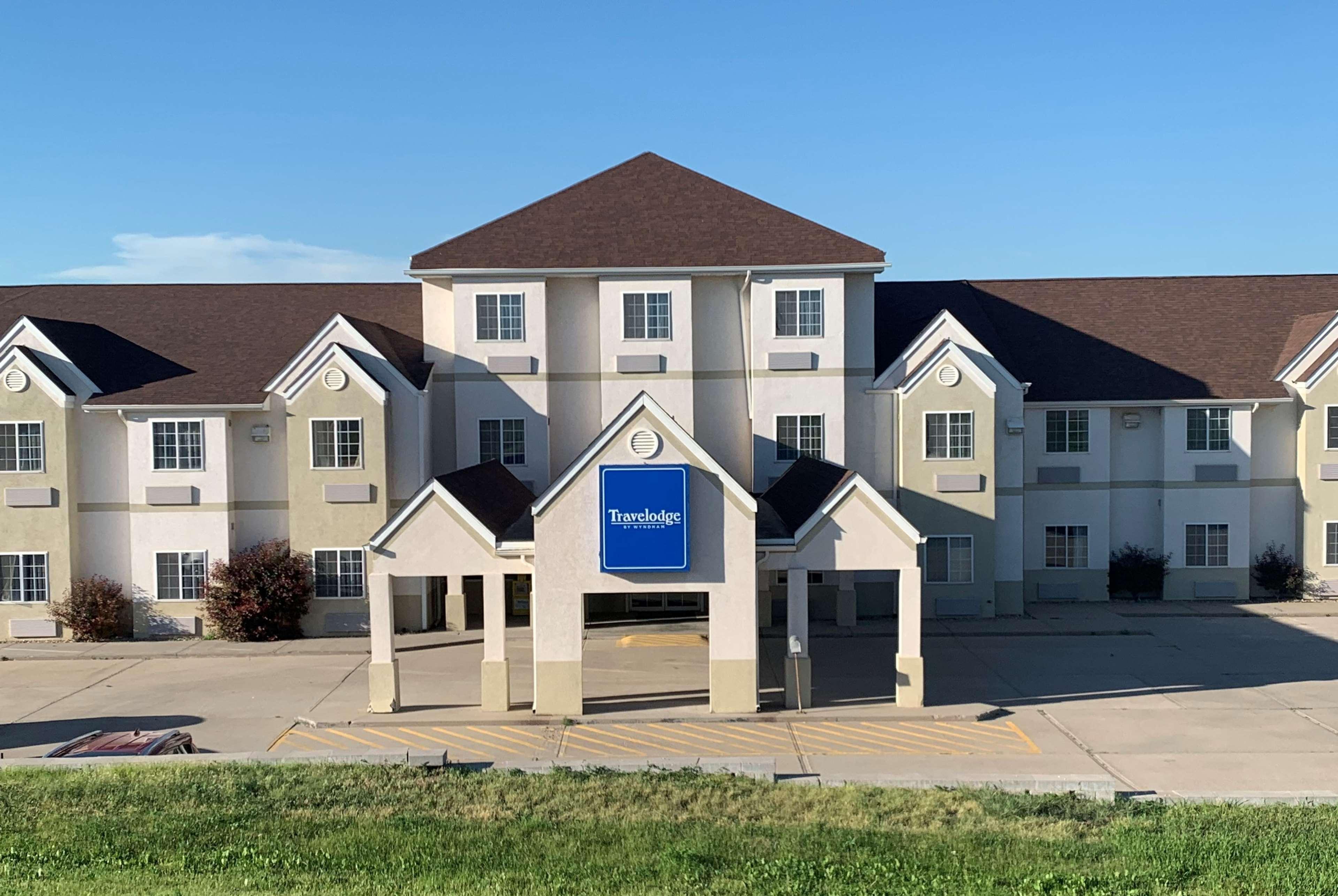 Travelodge By Wyndham Chadron Exterior photo